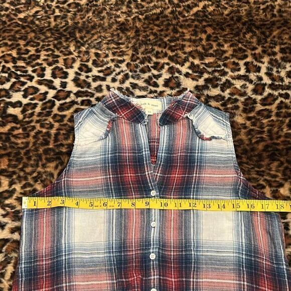 Cloth & Stone Plaid Button Tie Sleeveless Top - Picture 4 of 10